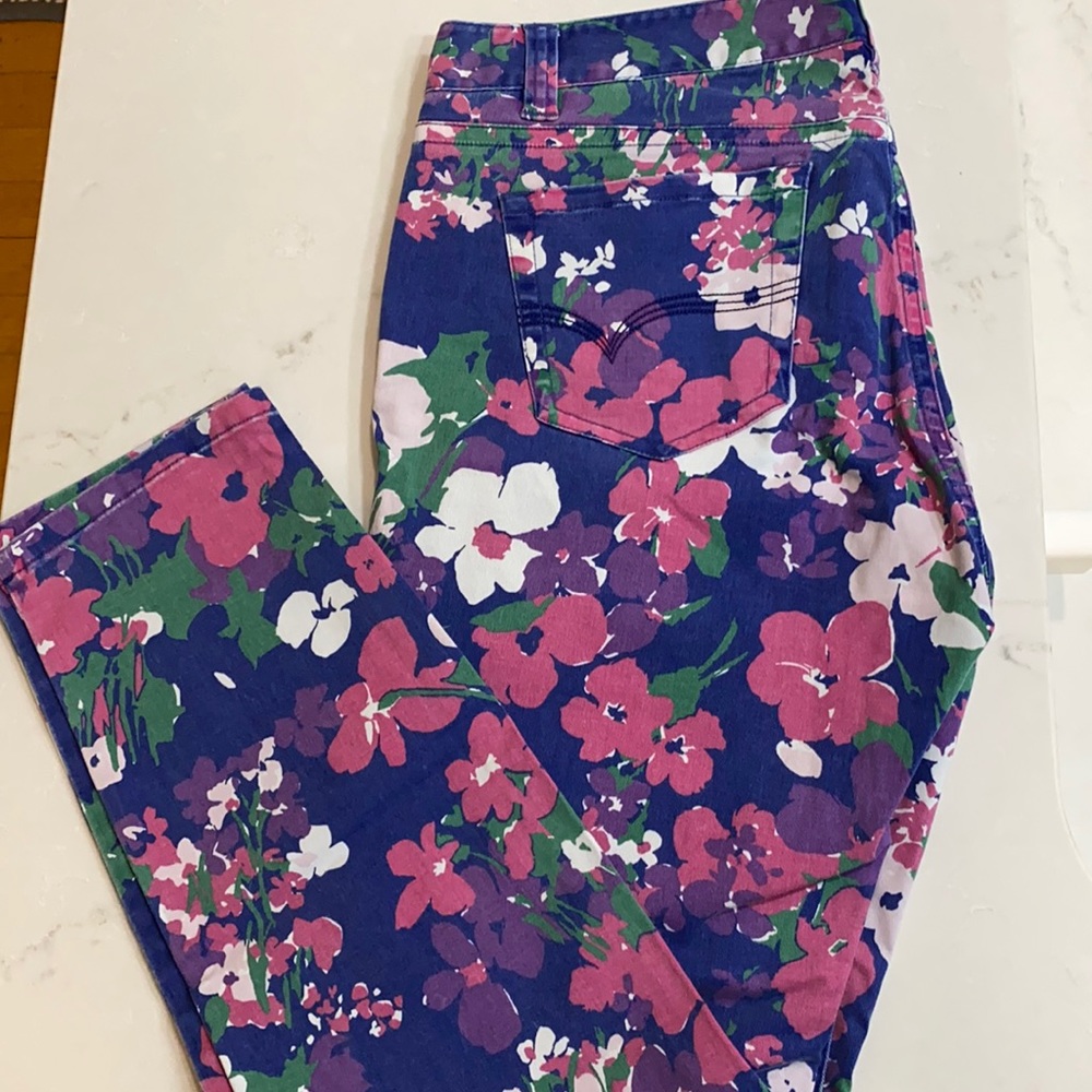 Vineyard Vines floral jeans